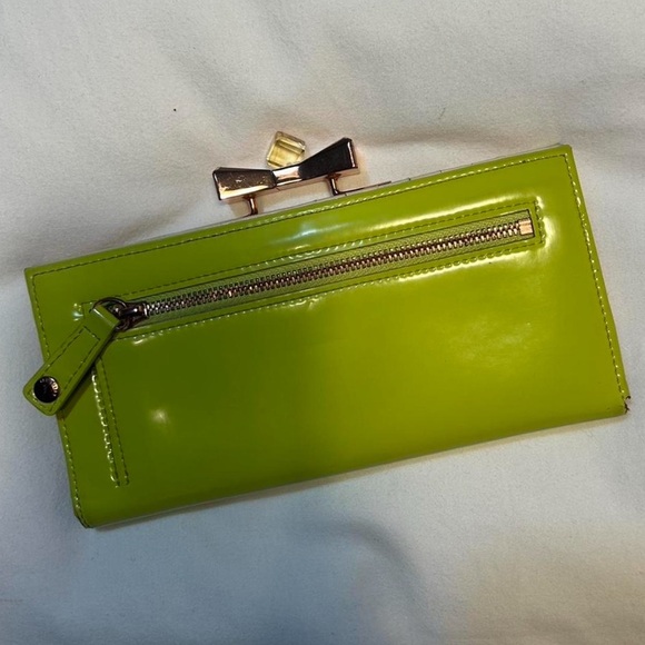 Ted Baker Chartreuse Clutch with Gold Clasp - Picture 3 of 8